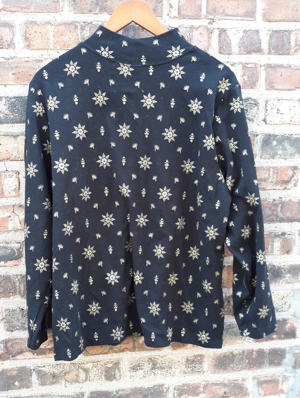 Karen Scott Black Gold Glitter Snowflake Mock Neck Sweatshirt Plus 2X